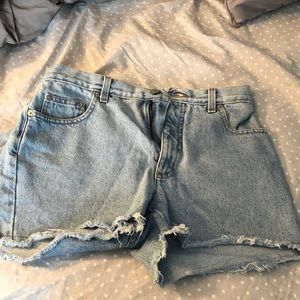 Frayed denim high waisted shorts
